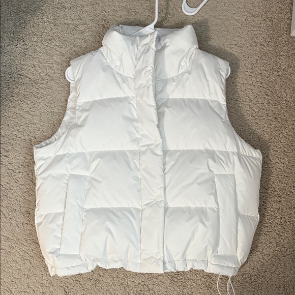 Lululemon Wunder Puff Vest (White)